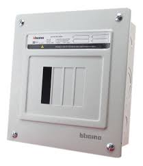 CENTRO DE CARGA 4 POLOS 60A EMPOTRAR BTPLUG BTICINO