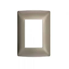 PLACA DE 3 MODULOS DE RESINA CON CHASIS QZ4803M3ATC PERLA MX BTICINO