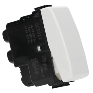 INTERRUPTOR 4 VIAS COLOR BLANCO 1 MODULO QZ5012 MX BTICINO