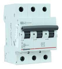INTERRUPTOR TERMOMAGNETICO 3 POLOS 16A FN83CEW16 BTICINO